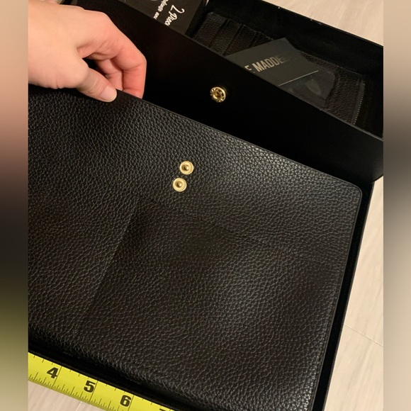 Never Used/NWT Steve Madden Black Travel Pouch and Card Case set 🖤 - Picture 9 of 11